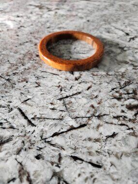 RARE & VINTAGE EXOTIC BROWN WOOD 5/16" H BANGLE BRACELET W/ SMOOTH GLOSS FINISH